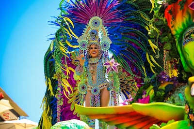 Fianeth Corro, reina de Calle Arriba de Las Tablas 2020 y el maratón de una reina durante los carnavales