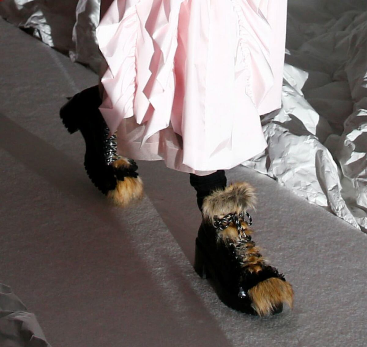 ‘Ugly shoes’: los calzados que están de moda