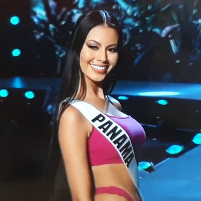 Rosa Iveth Montezuma se luce en competencia preliminar en Miss Universo