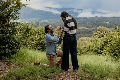 El ex diputado Gabriel Silva se compromete con la abogada Sophia Nandwani