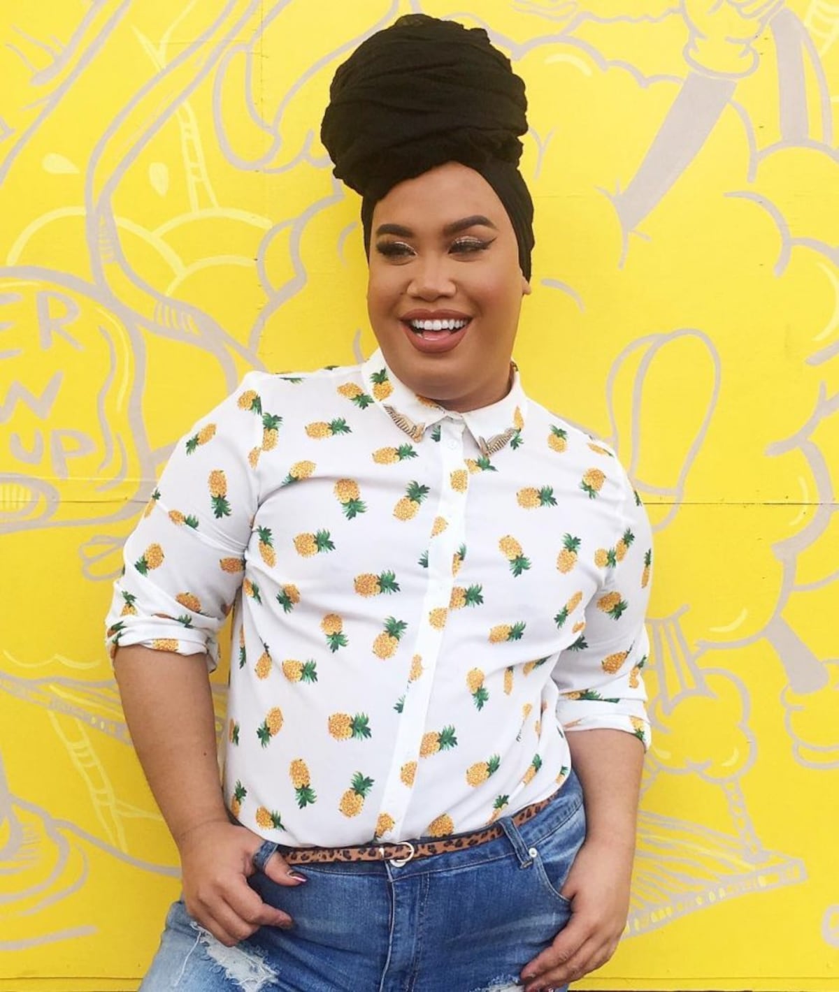 Cinco chicos expertos del maquillaje en redes sociales