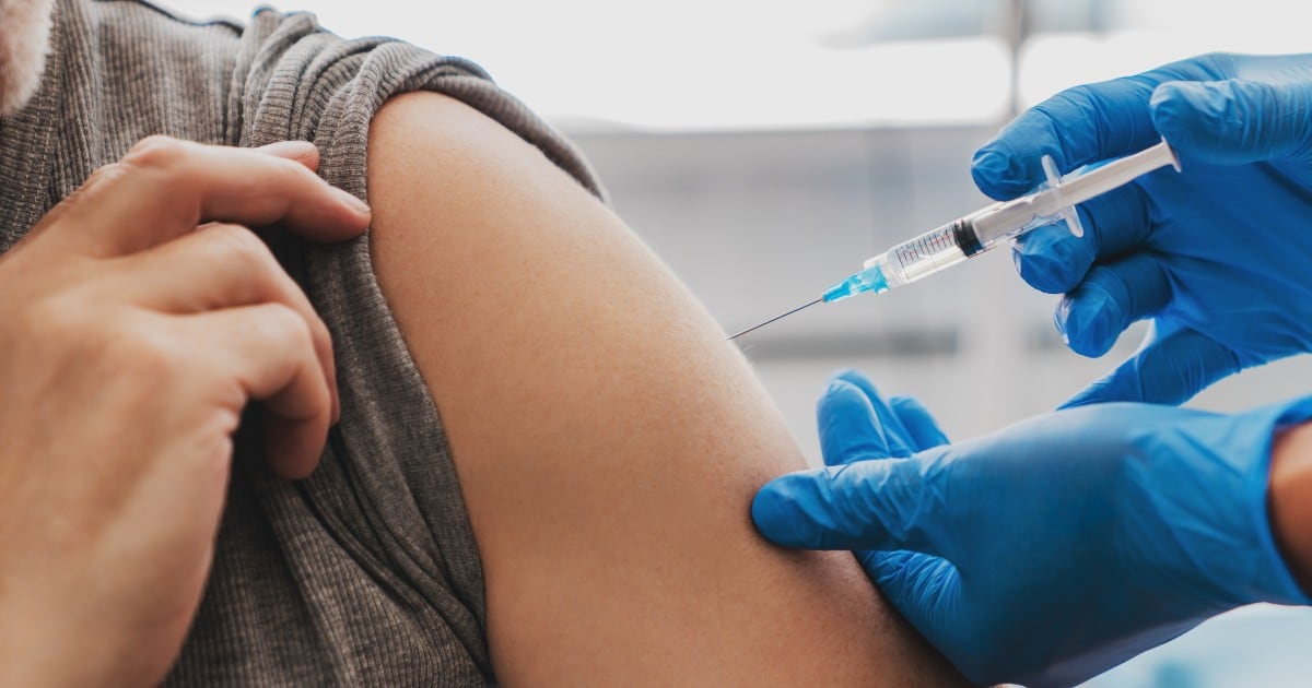 Las personas que ya tuvieron Covid, ¿se deben vacunar?