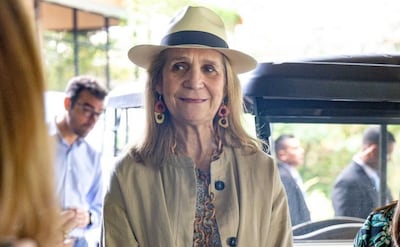 La infanta Elena de España recorre el parque Omar en su visita a Panamá