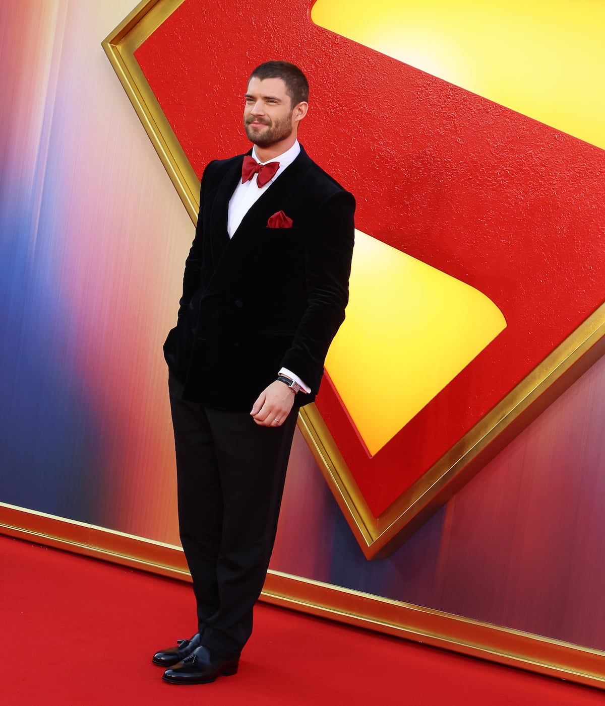 De Armani en Metrópolis: los ‘looks’ del nuevo elenco de ‘Superman’ para el estreno en Londres
