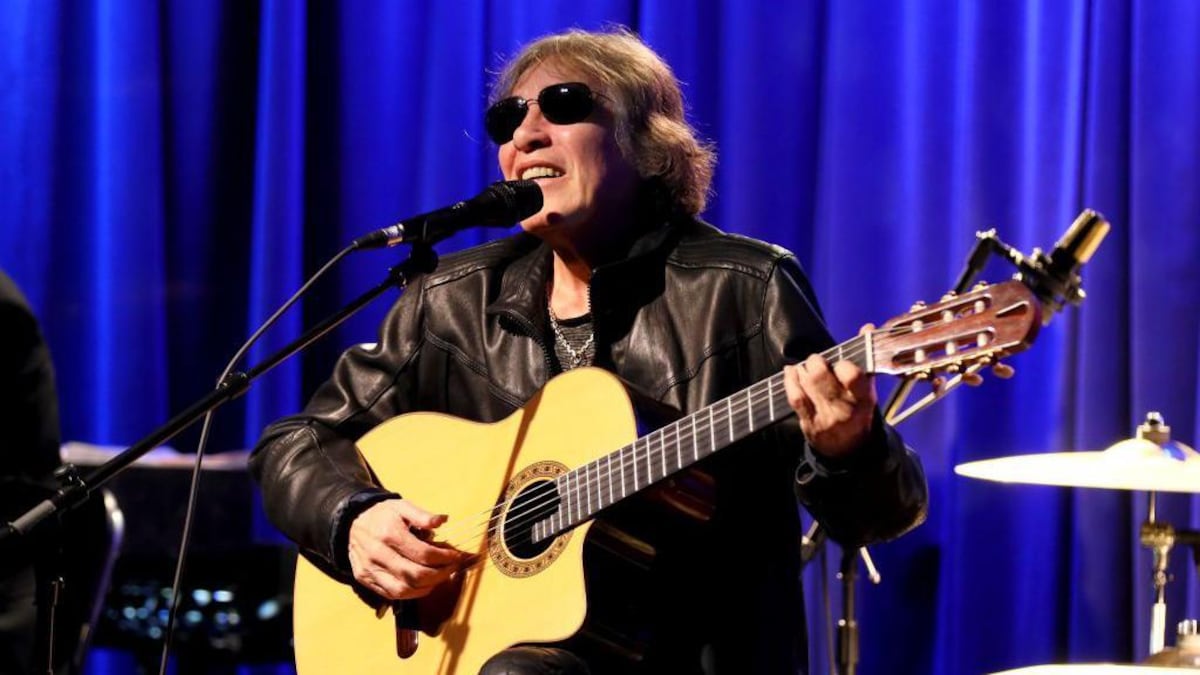La historia detrás de “Feliz Navidad” de José Feliciano, la canción festiva más exitosa escrita por un artista latino