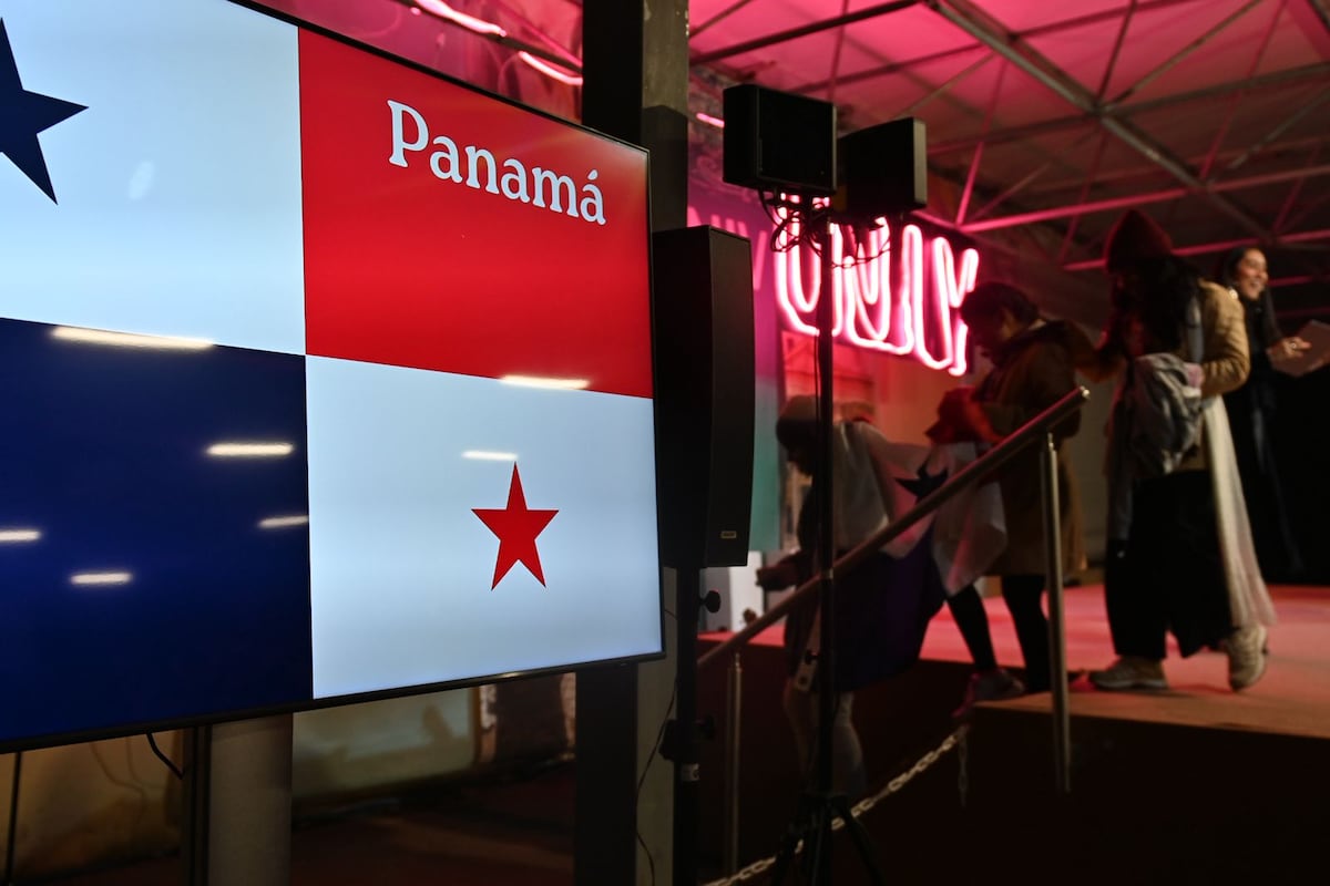 Tres estudiantes panameñas ganan el primer lugar en concurso de videos en congreso universitario en Roma