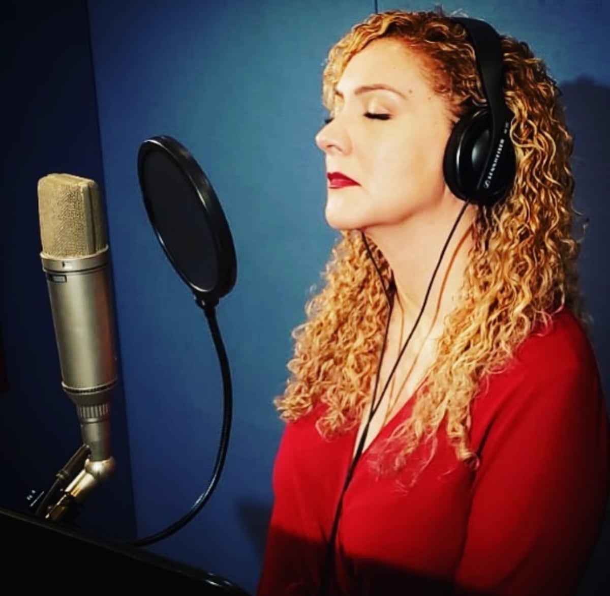 Erika Ender y Cosas que echo de menos, la canción que solo ella cantaría