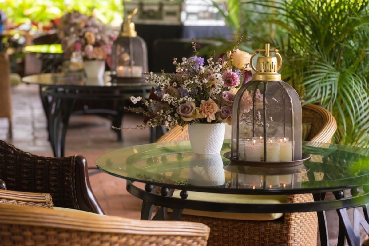 Bajo el cielo de Boquete: La boda de Alexandra y Alex