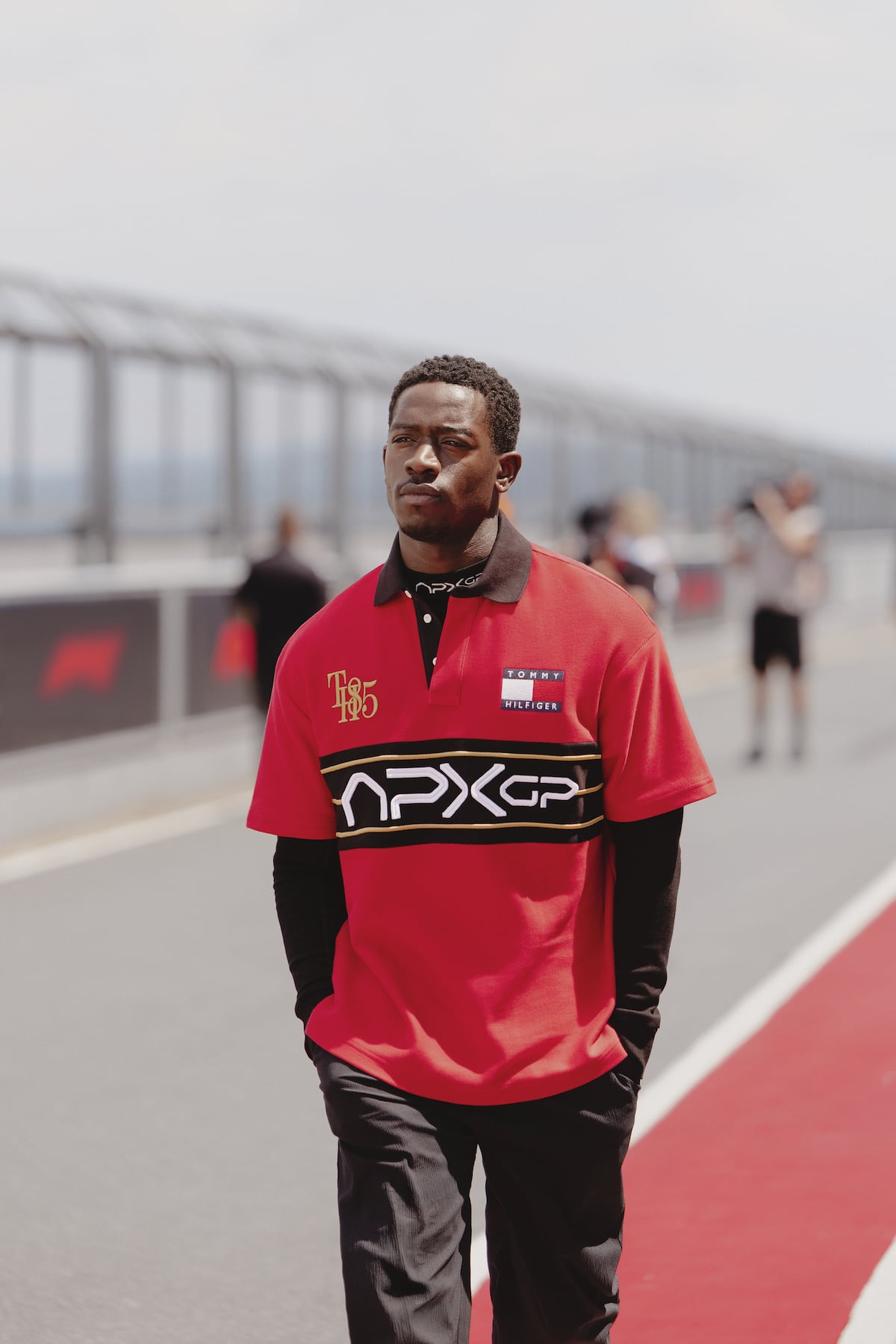 Alta velocidad, alto estilo: la nueva colección de Tommy Hilfiger inspirada en ‘F1′