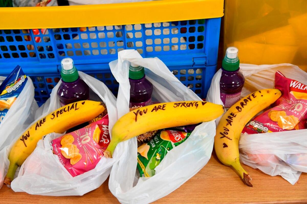 Un mensaje de Meghan Markle en un guineo