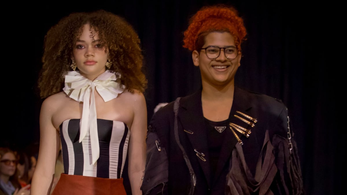 Estudiantes de Diseño de Moda de la Universidad de Panamá se toman La Manzana del Casco Antiguo