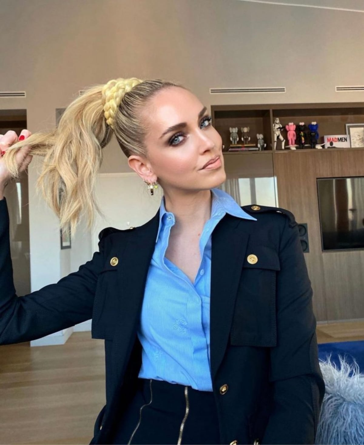 Para impresionar en Zoom: cómo debes vestirte y que piezas no debes usar