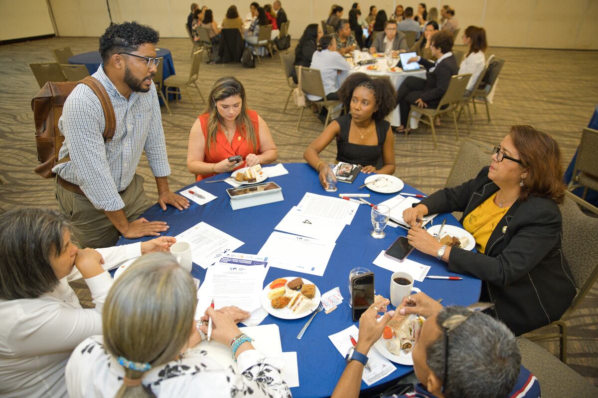 Panamá, uno de los cinco países en el mundo que implementará un programa de cuidados no remunerados