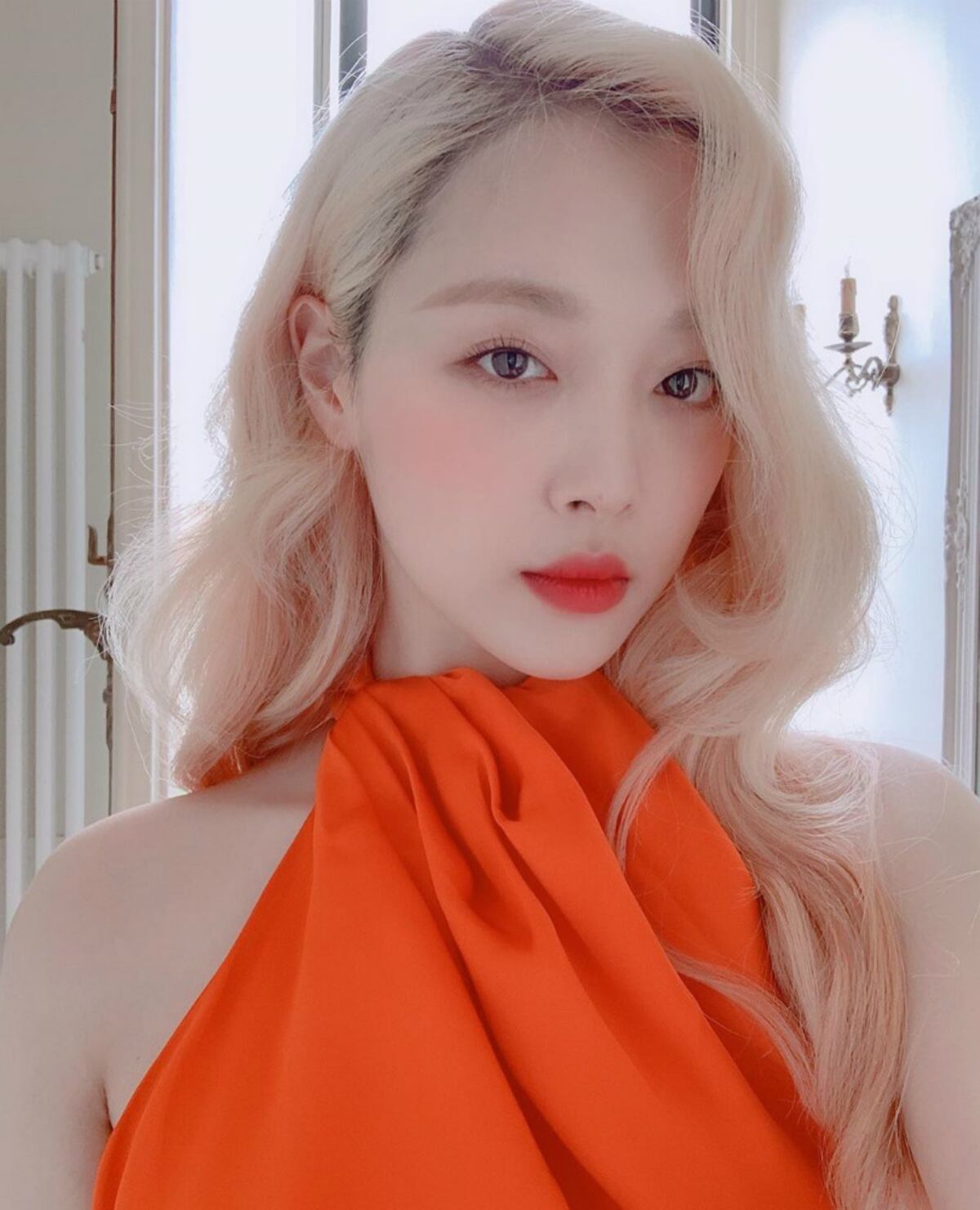 Sulli, estrella del K-pop, es encontrada muerta en su casa