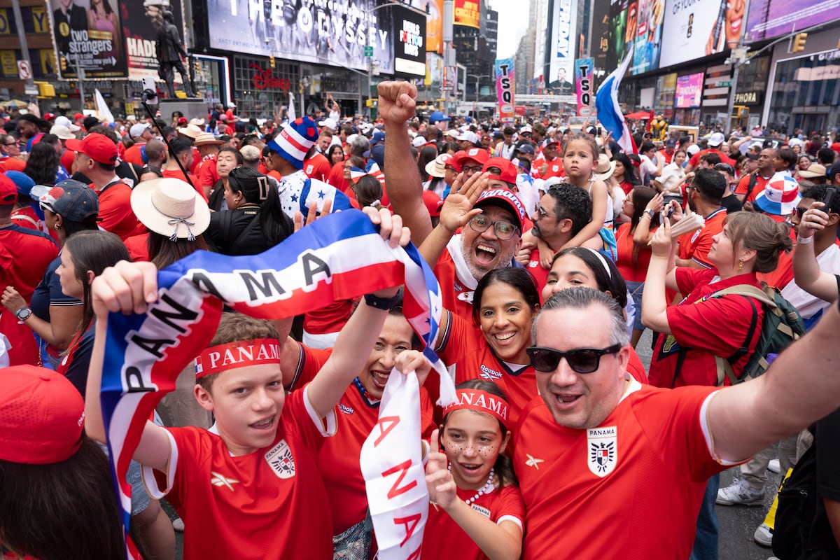 Fotos del banderazo panameño en Times Square, Nueva York, previo al partido contra Inglaterra