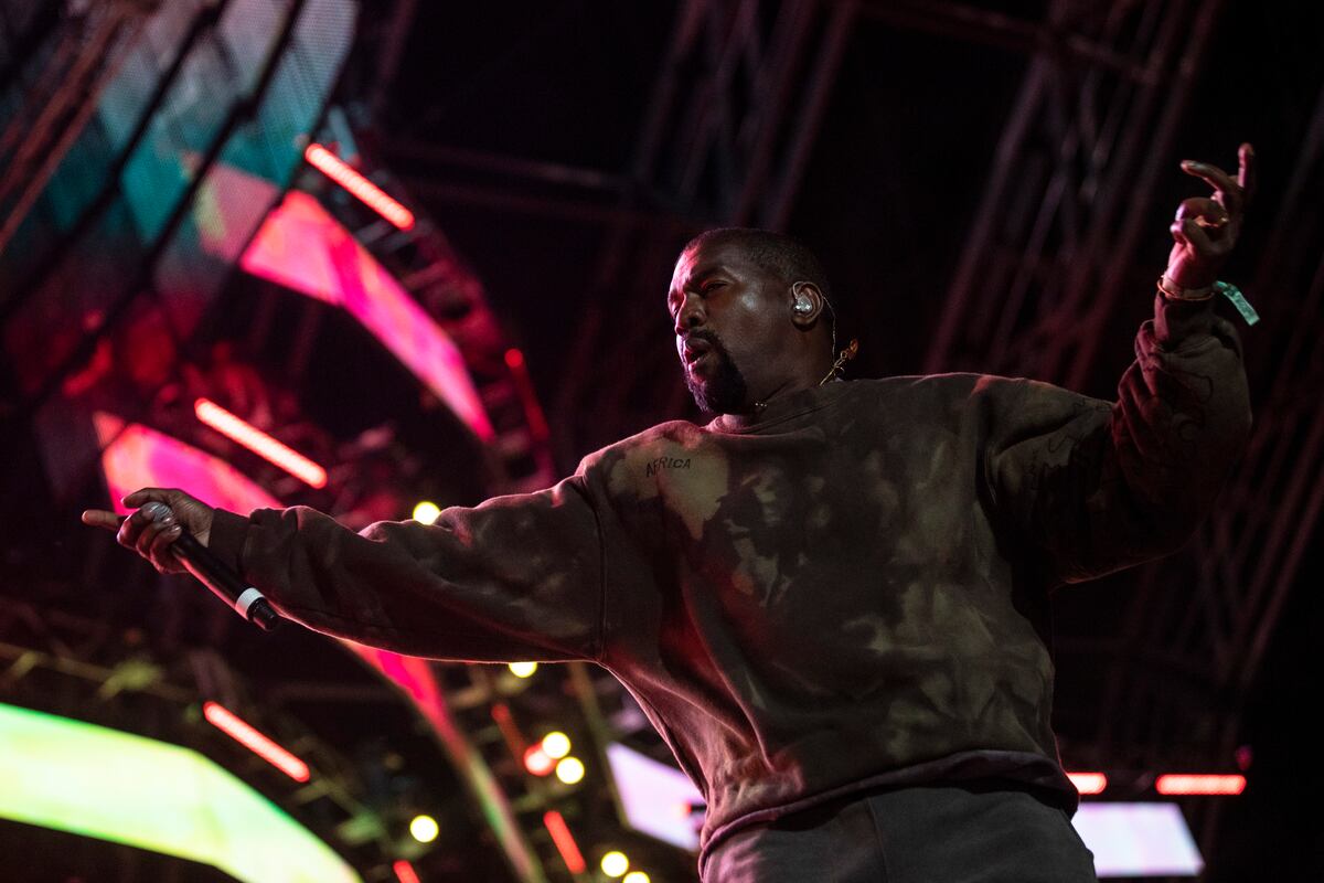 Kanye West denuncia que la “mafia Kardashian” le impide criar a sus hijos