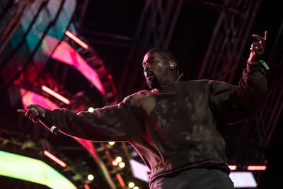 Kanye West denuncia que la “mafia Kardashian” le impide criar a sus hijos