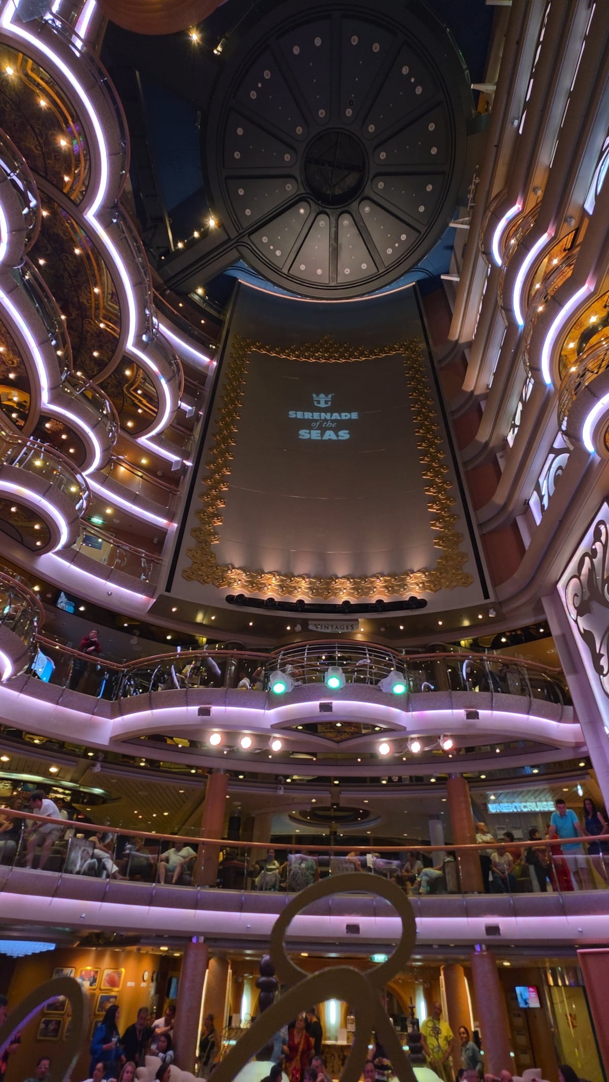 En el Caribe, en un crucero de los sueños: Así es un recorrido a bordo de Serenade of the Seas