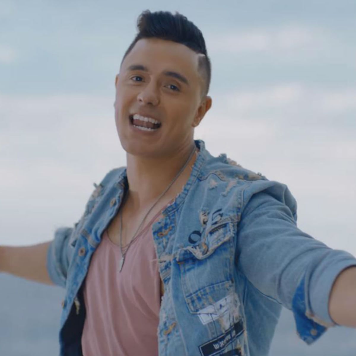 ‘Suena el dembow’ y los nuevos proyectos de Joey Montana