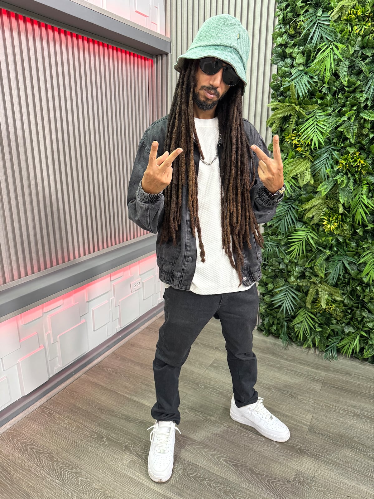 DJ Chiqui Dubs: el puente musical que conecta Panamá con el mundo