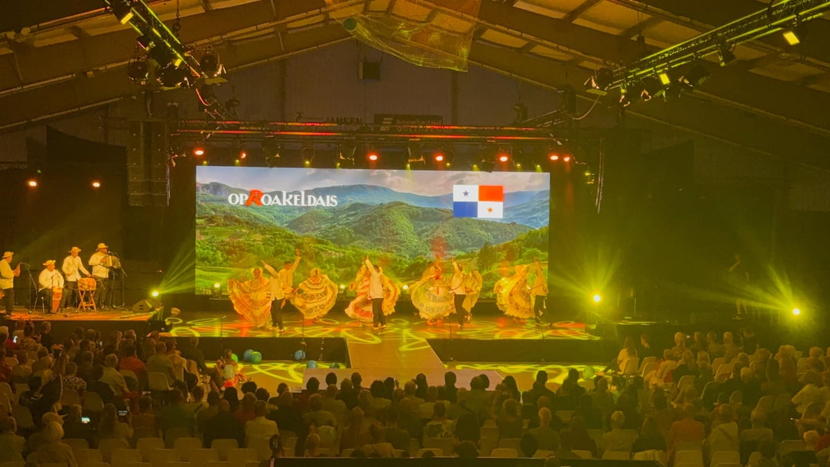 Panameños se presentan en el festival Op Roakeldais en Países Bajos