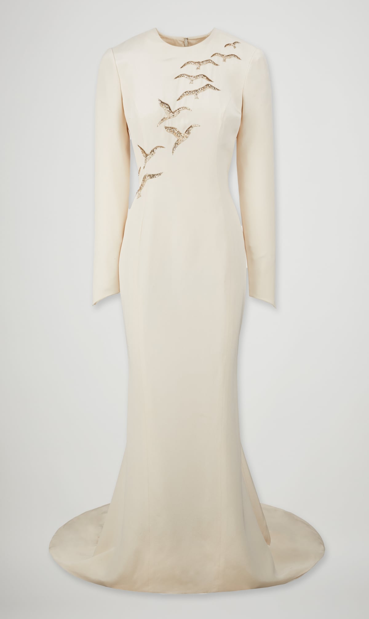 Sale a subasta una colección de más de 200 icónicas piezas del armario de Lady Di