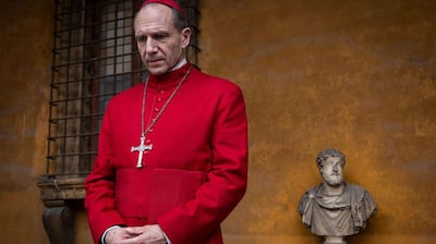 Ralph Fiennes, protagonista de ‘Cónclave’: Tengo curiosidad por saber a quién elegirán como papa