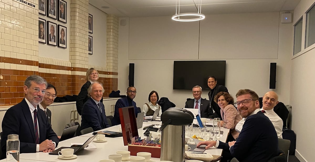 La panameña Ilya Espino de Marotta, la única latina jurado de un premio de ingeniería de la Reina Isabel