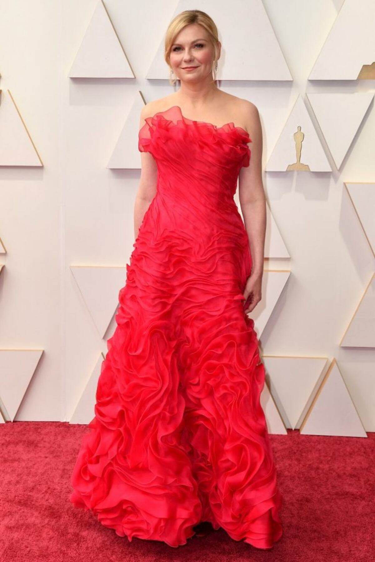 Brillo y color en la alfombra roja de los premios Oscar 2022