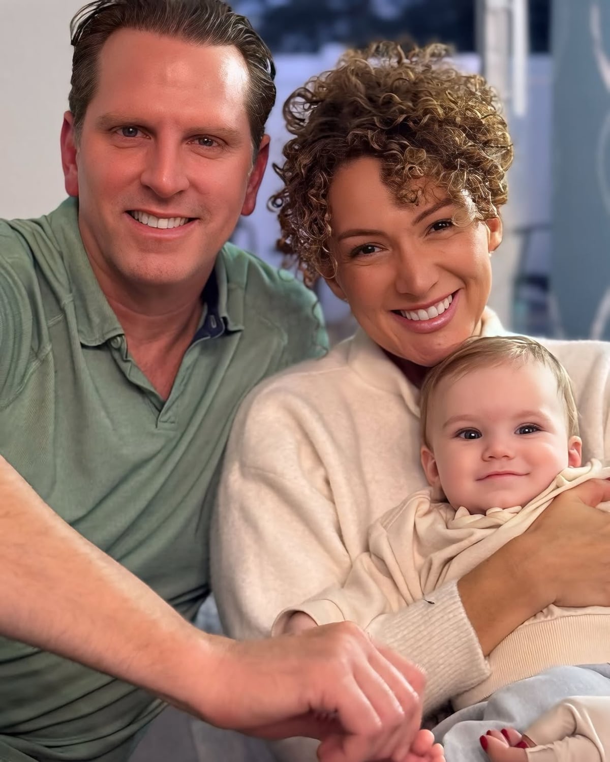 “Ya somos abuelos”: Erika Ender comparte foto con su nieto en Año Nuevo