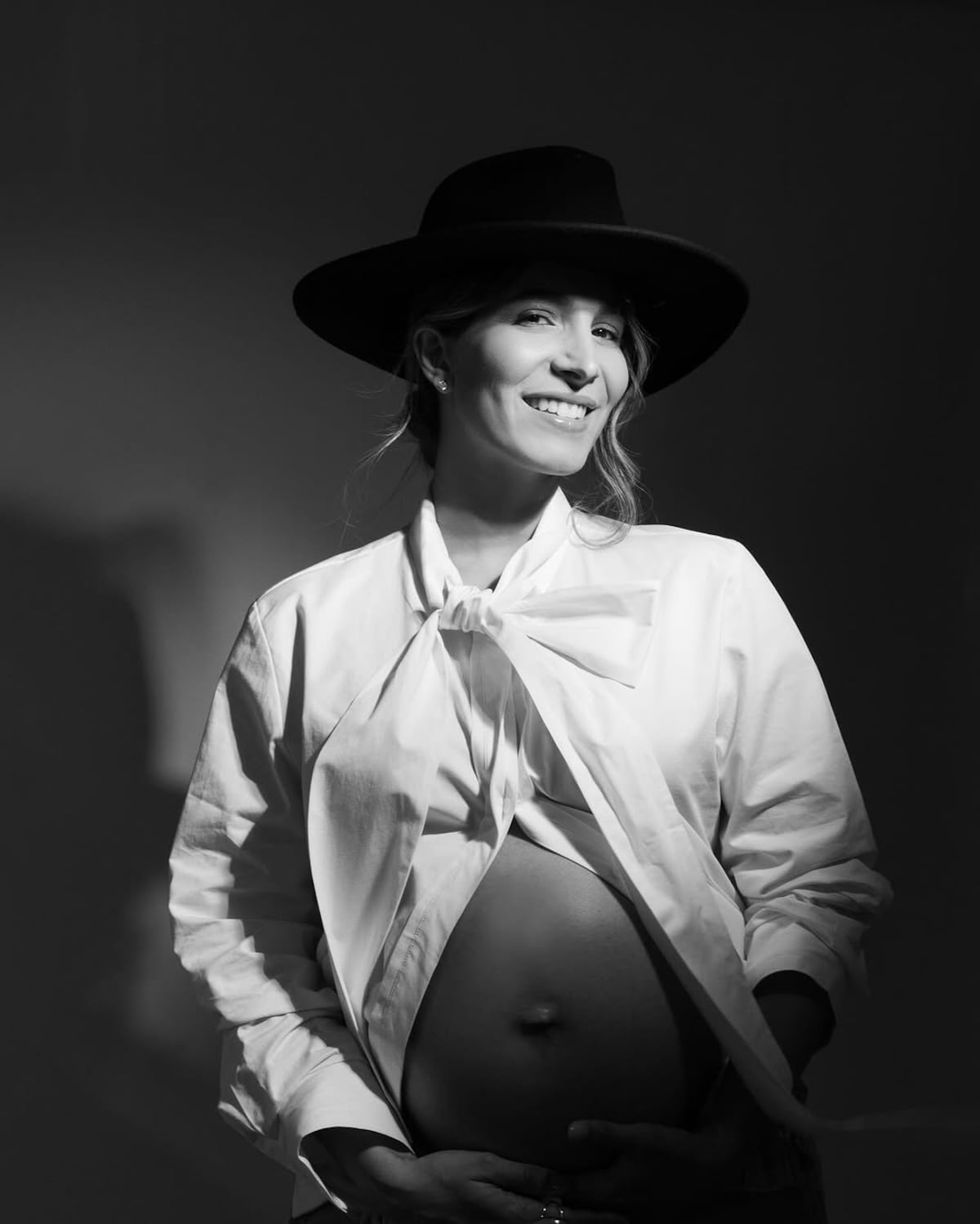 Monique y Alexandra, las hijas mellizas del presidente José Raúl Mulino, están en la dulce espera