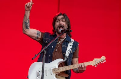 Juanes celebra sus éxitos de rock latino con un concierto en el Hollywood Bowl