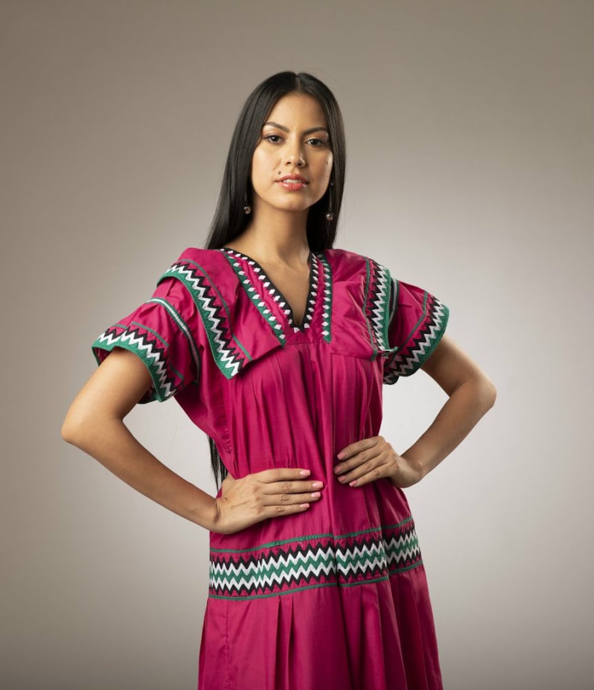 Hurtan documentos personales de Rosa Montezuma