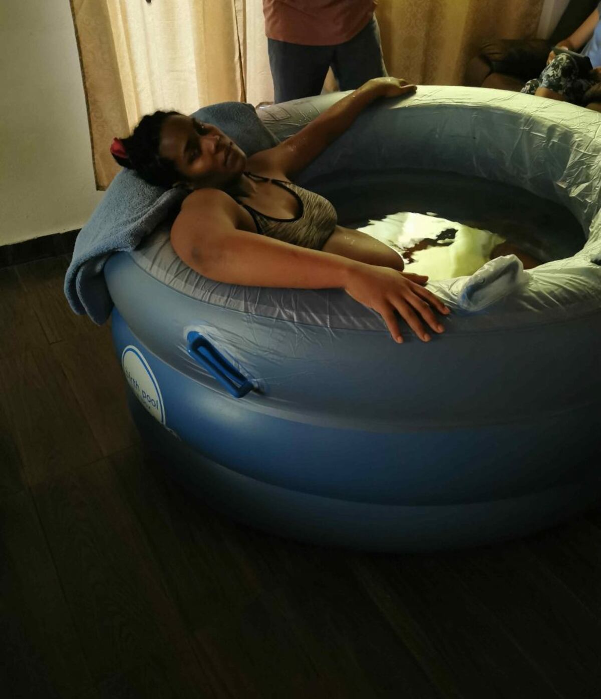 Emma nació en casa: historia de un parto casero durante la cuarentena