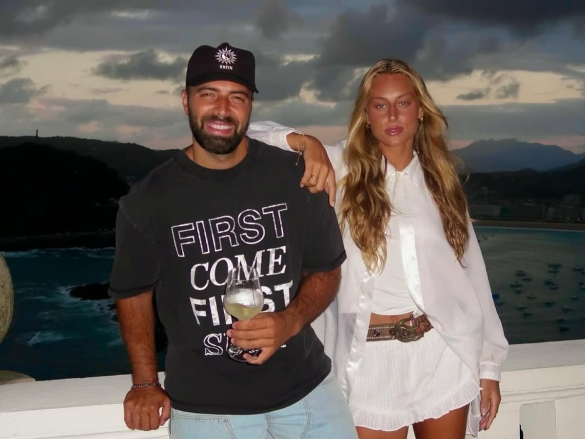 El actor Jencarlos Canela se compromete con la tenista inglesa Olivia Elliot