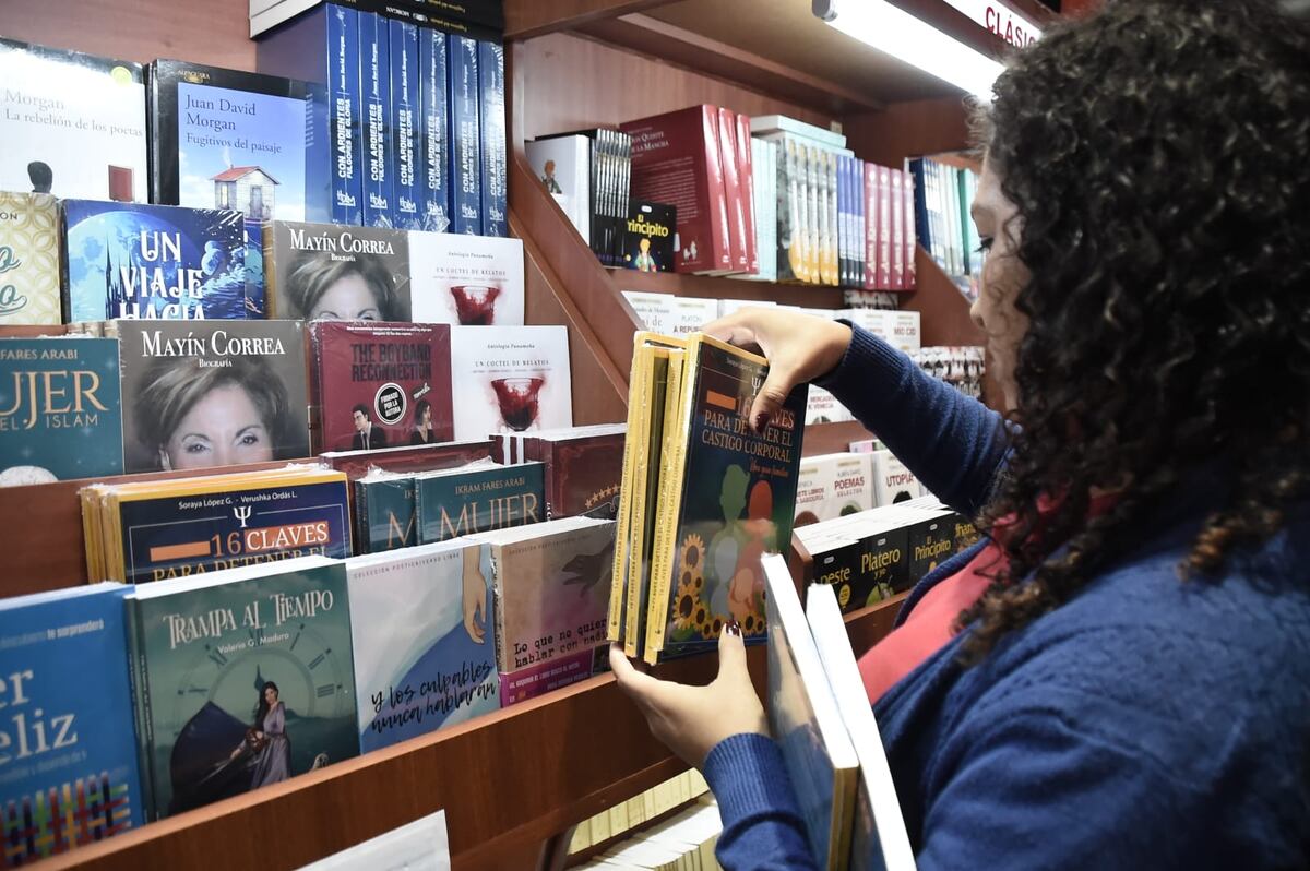 Tejiendo diálogos: regresa la Feria Internacional del Libro de Panamá