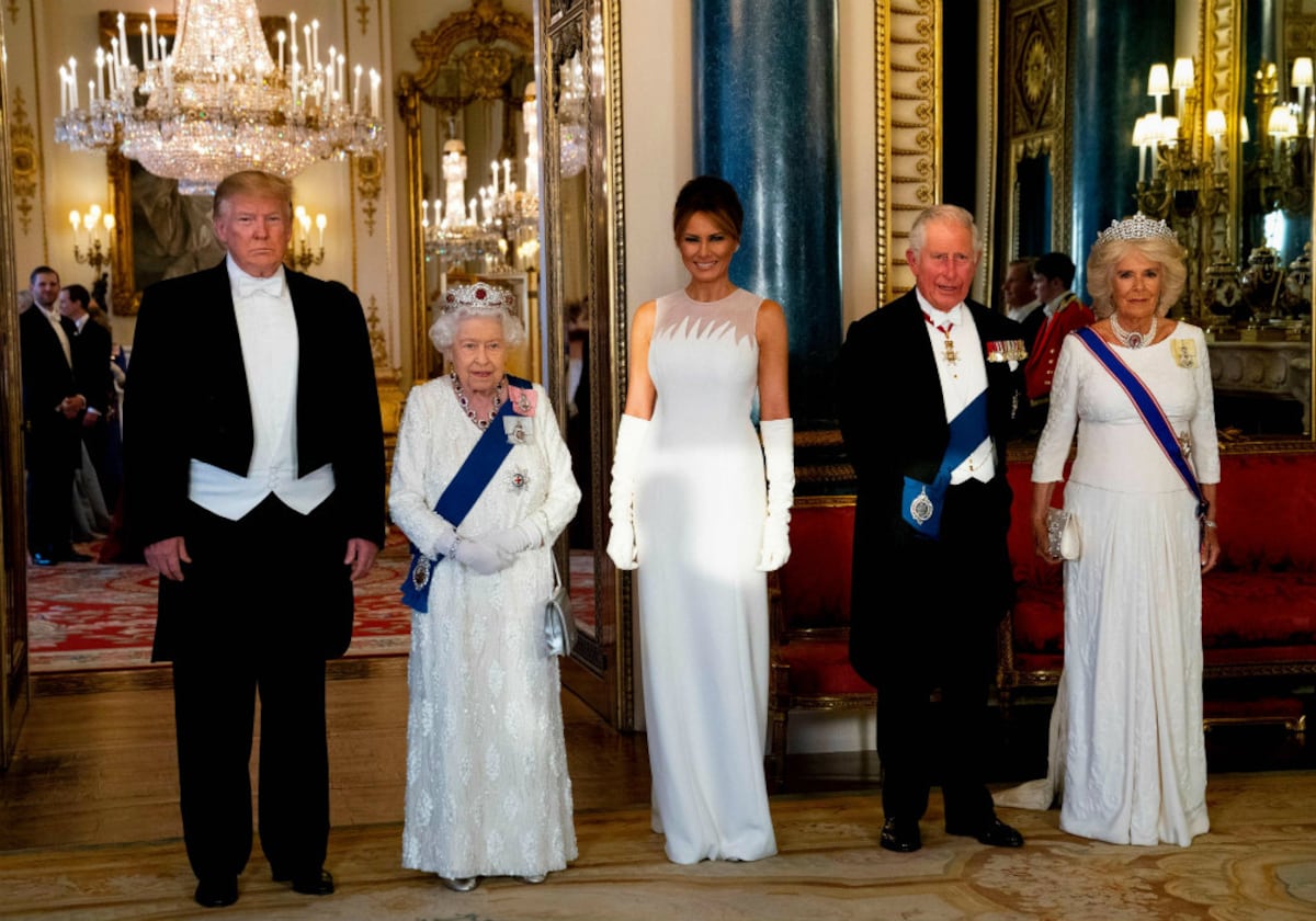 Melania Trump y su homenaje a Reino Unido a través de sus vestidos