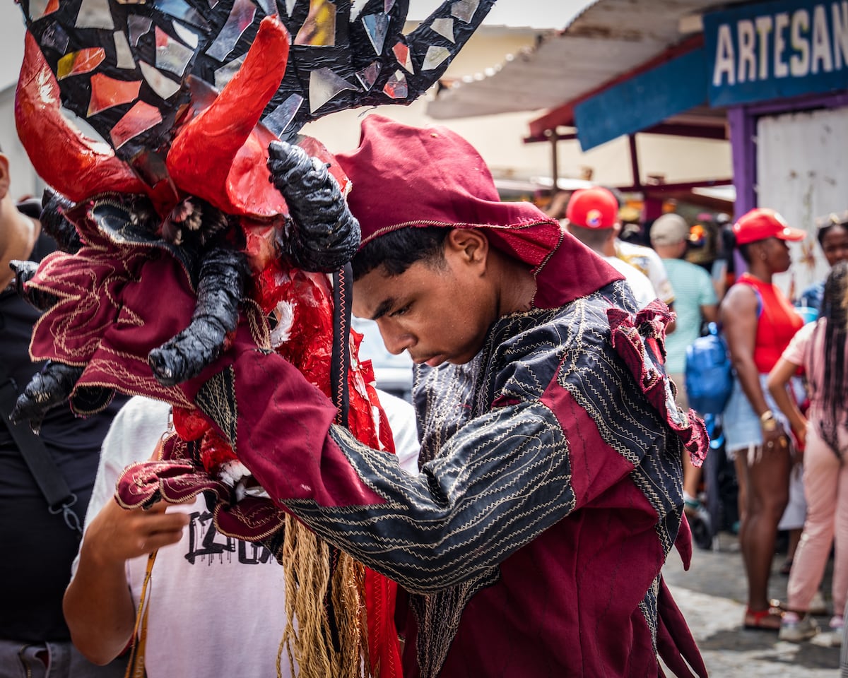 Tambor, máscara y libertad ancestral