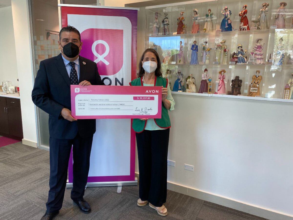 Fundayuda y Ancec reciben premios de la Promesa Avon