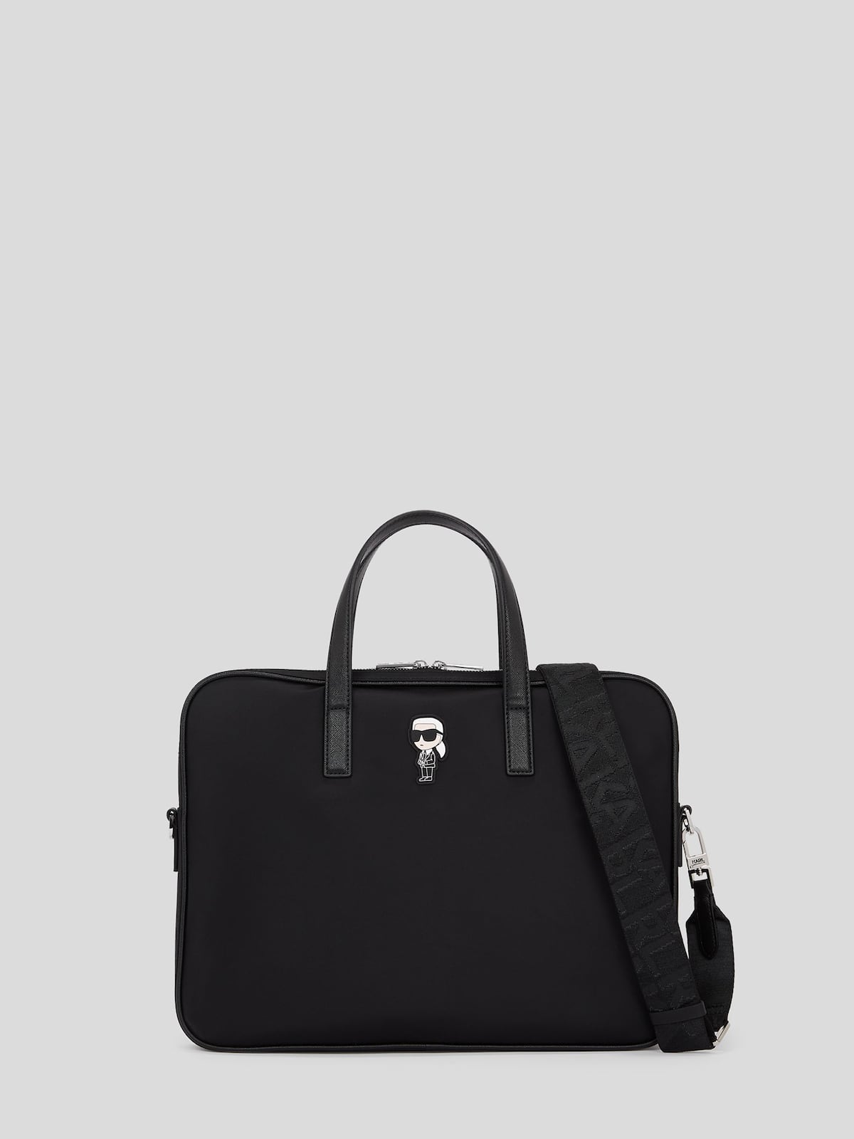 7 piezas con el ‘chic’ de Karl  Lagerfeld