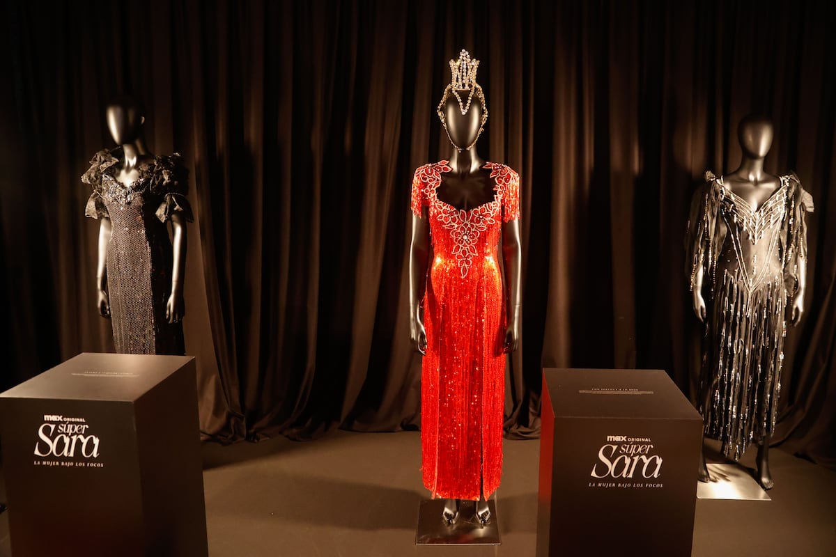 Sara Montiel, una diva que lucía escotes y maquillajes excesivos cuando nadie se atrevia