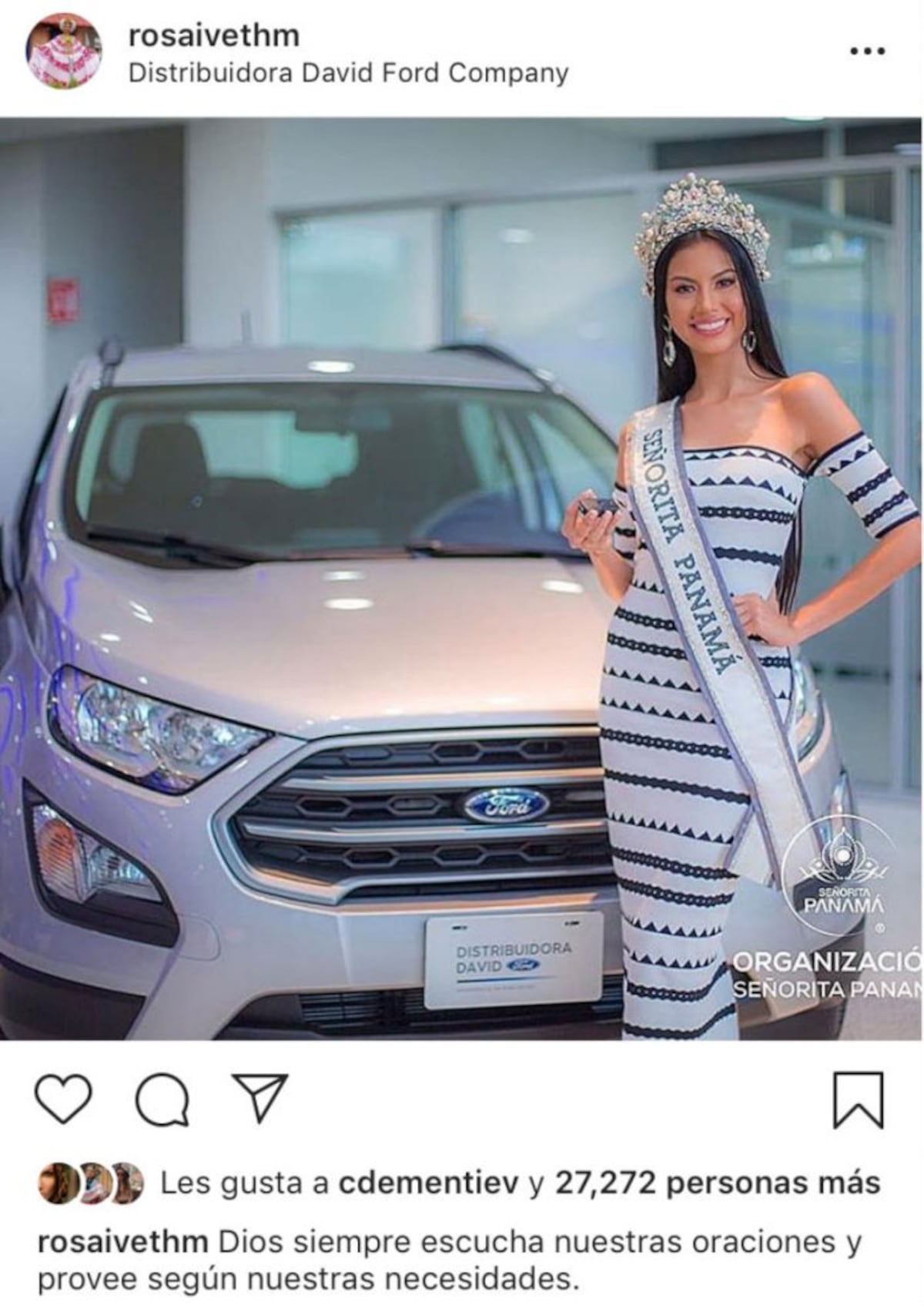 Rosa Montezuma estrena su primer carro