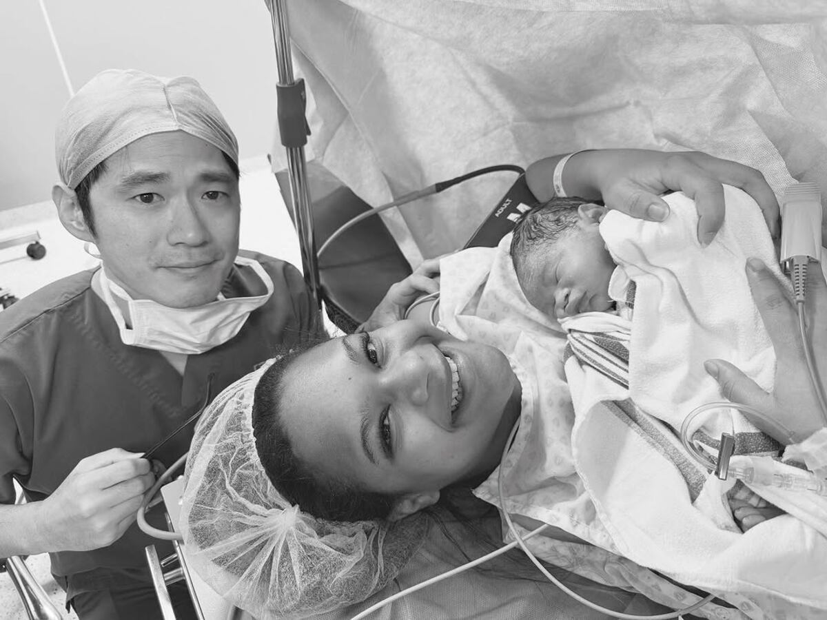 Nació Minho, el primer bebé de la panameña y el coreano que se casaron en Seúl
