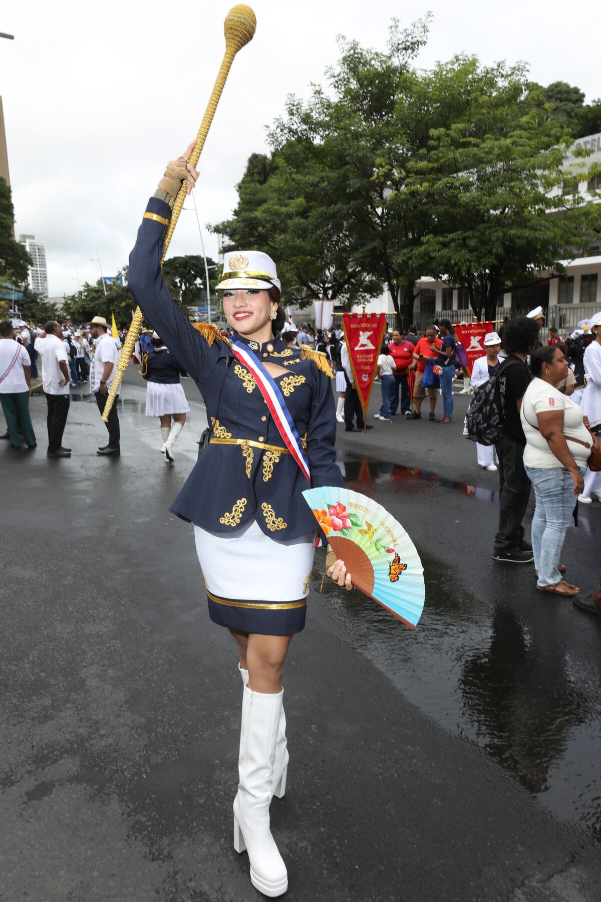 Tambor Mayor: liderazgo con estilo en los desfiles patrios
