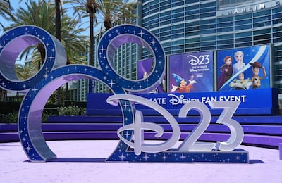 Disney recorre la locura de 'Alice in Wonderland' por su 75 aniversario en la D23