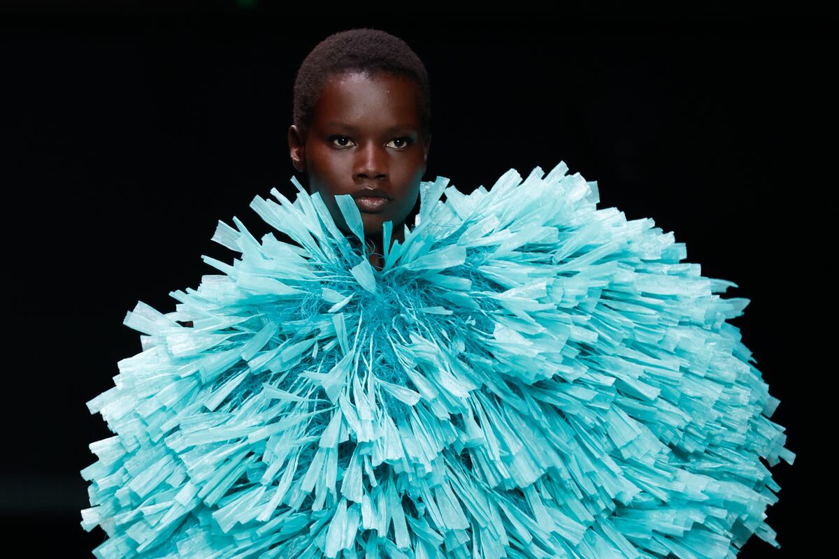 Diseños vanguardistas en París Fashion Week