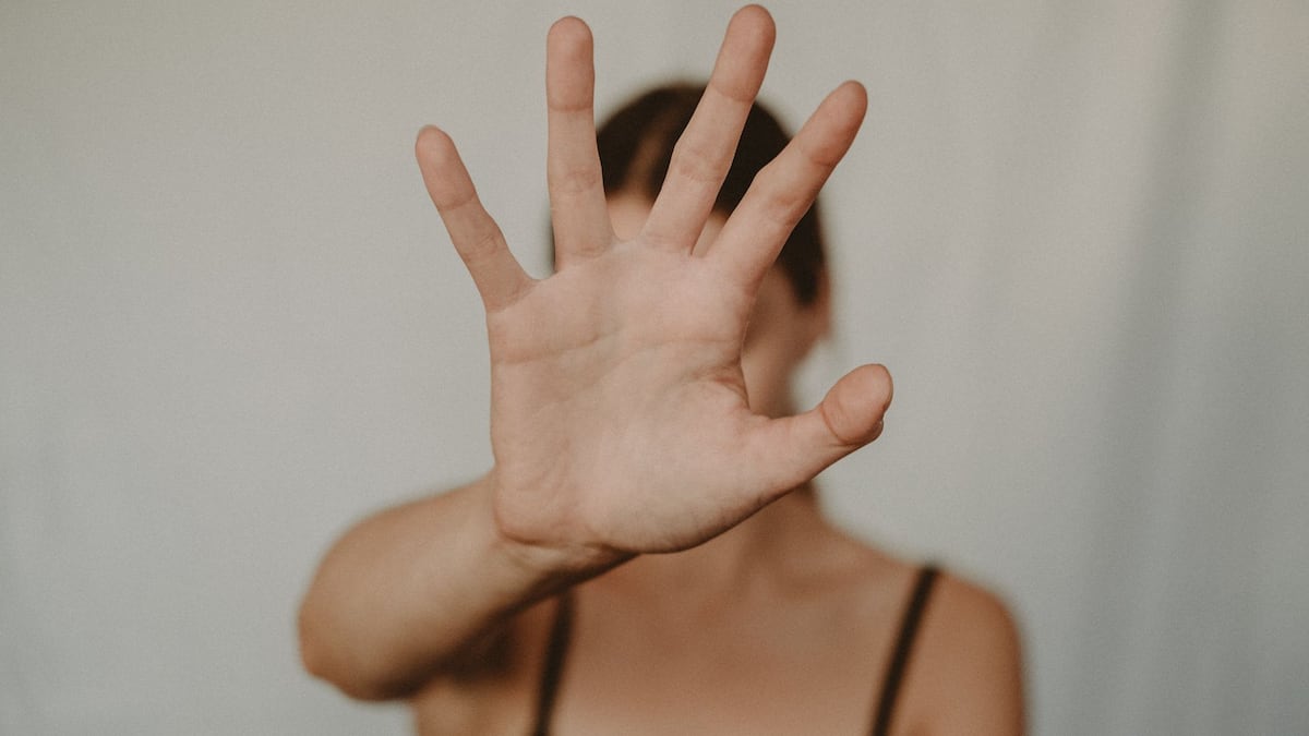 Conoce las señales de alerta sobre una posible relación violenta