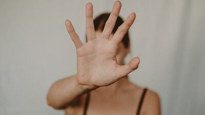 Conoce las señales de alerta sobre una posible relación violenta