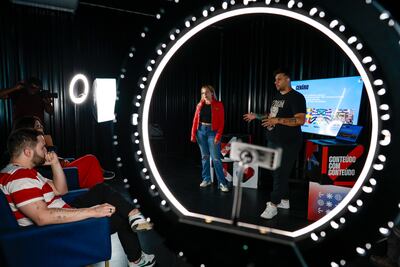 Dentro del primer campus para ‘influencers’ de Brasil: 14 mil m², 200 estudios y una playa