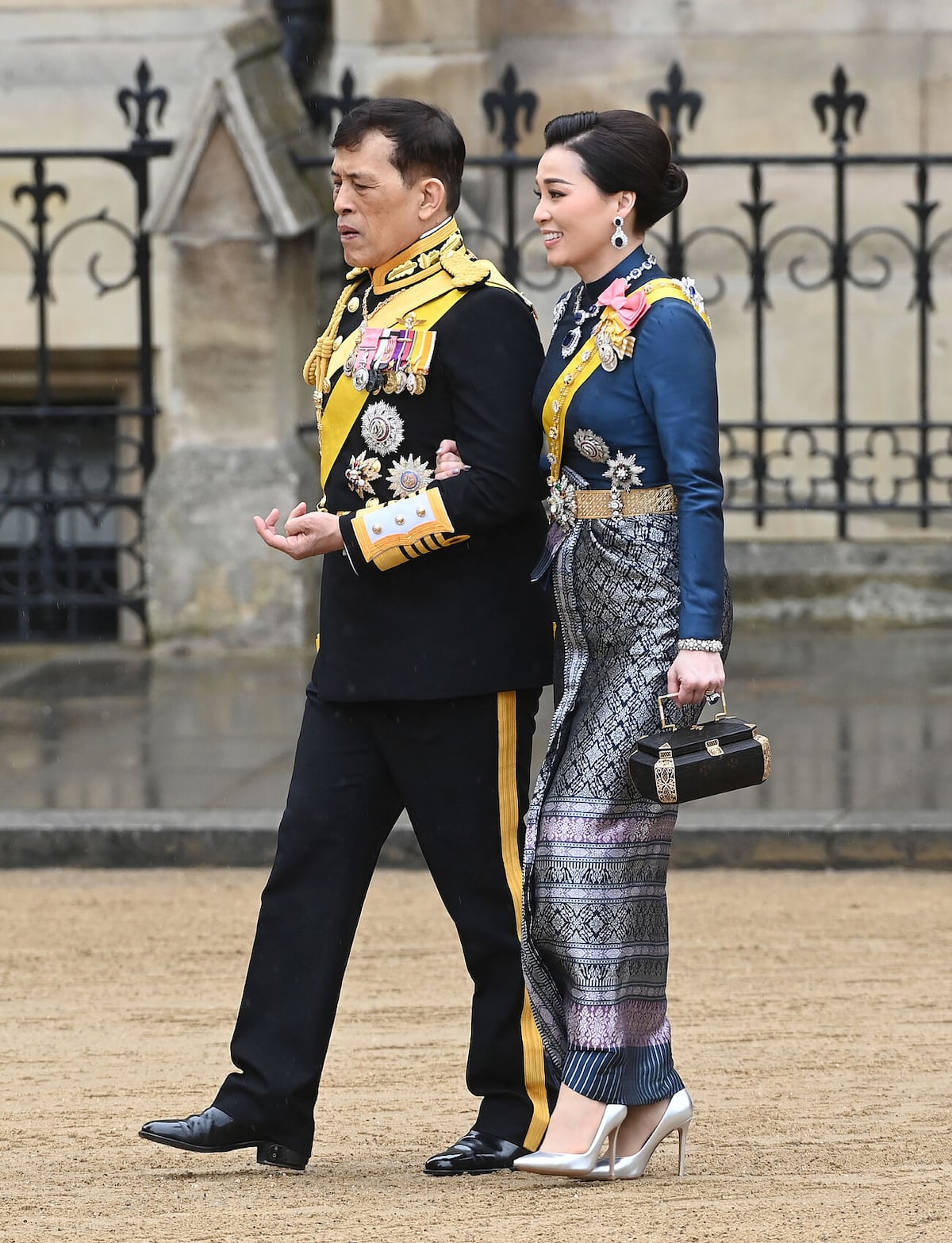 El ‘look’ de la reina de Tailandia que impactó más que el de la reina Letizia de España